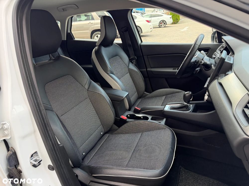 Renault Captur 1.3 TCe mHEV Intens EDC - 23