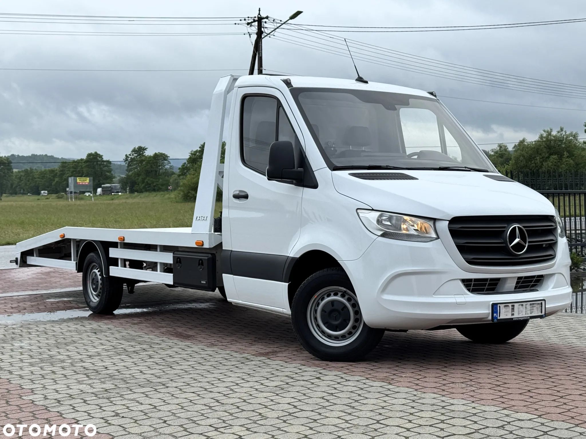 Mercedes-Benz Sprinter - 1