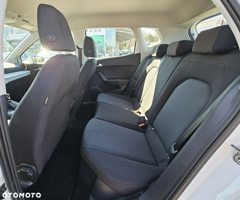 Seat Arona - 13
