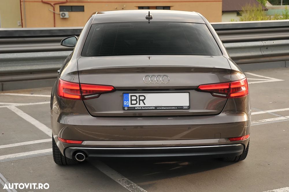 Audi A4 2.0 TDI S tronic - 13