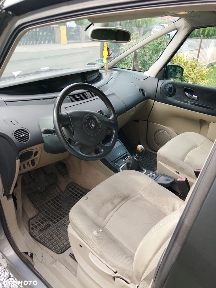 Renault Espace 2.0 dCi Expression - 9