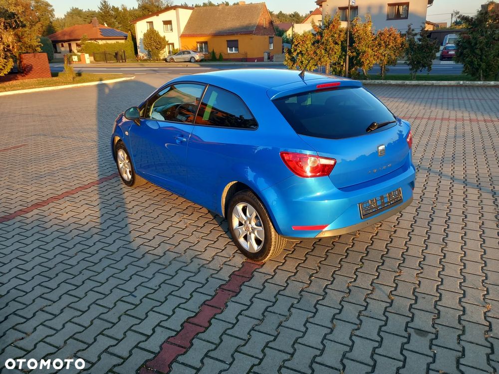 Seat Ibiza SC 1.4 16V Sport - 4