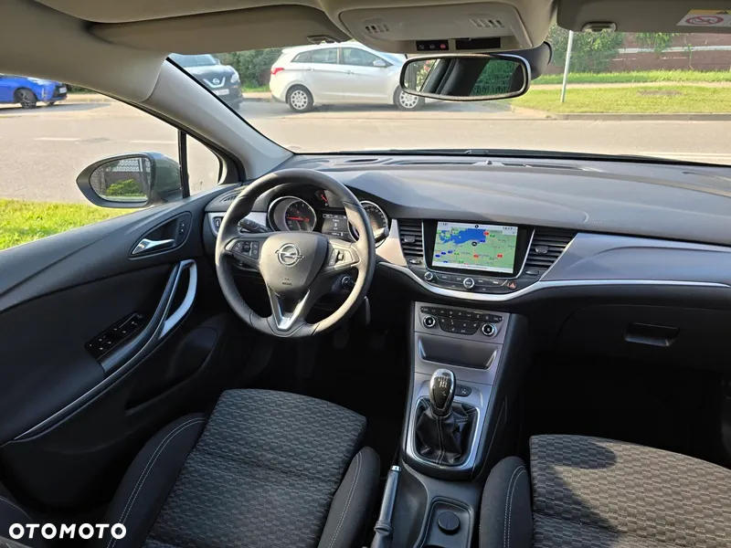 Opel Astra - 38