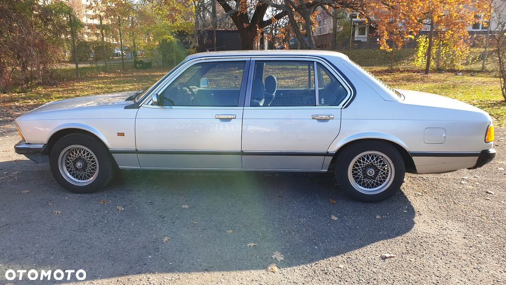 BMW Seria 7 - 2