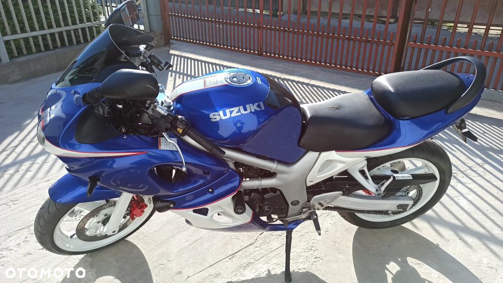 Suzuki SV - 6