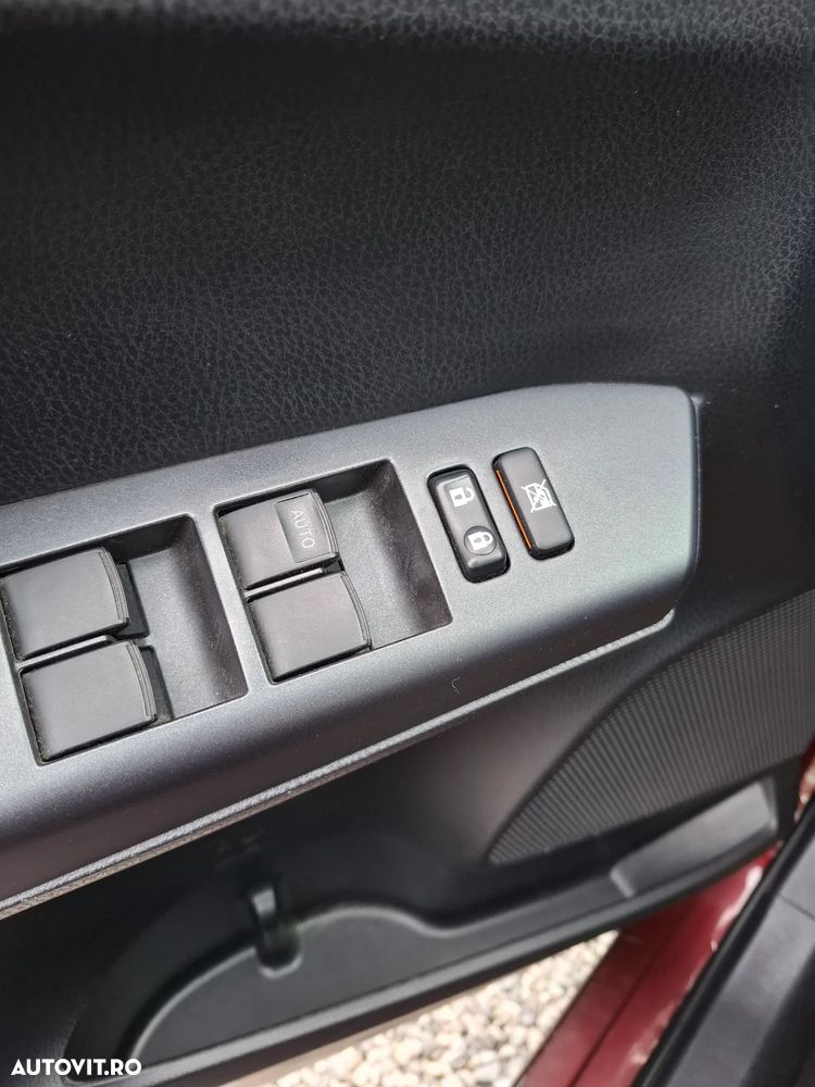 Toyota RAV4 2.0 D-4D 4x2 Start-Stop - 33