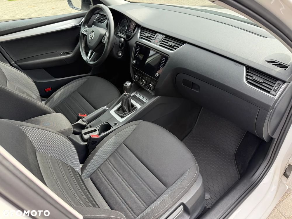 Skoda Octavia 1.6 TDI Style - 21