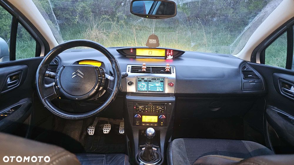 Citroën C4 1.6 16V VTR Pack - 2