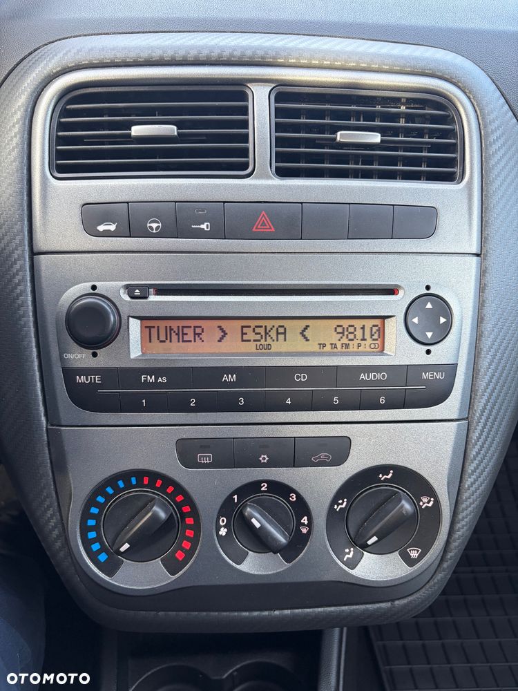 Fiat Grande Punto 1.4 8V Start - 32