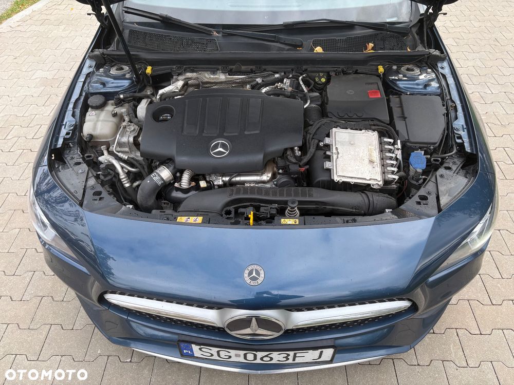 Mercedes-Benz CLA 200 d AMG Line 8G-DCT - 18