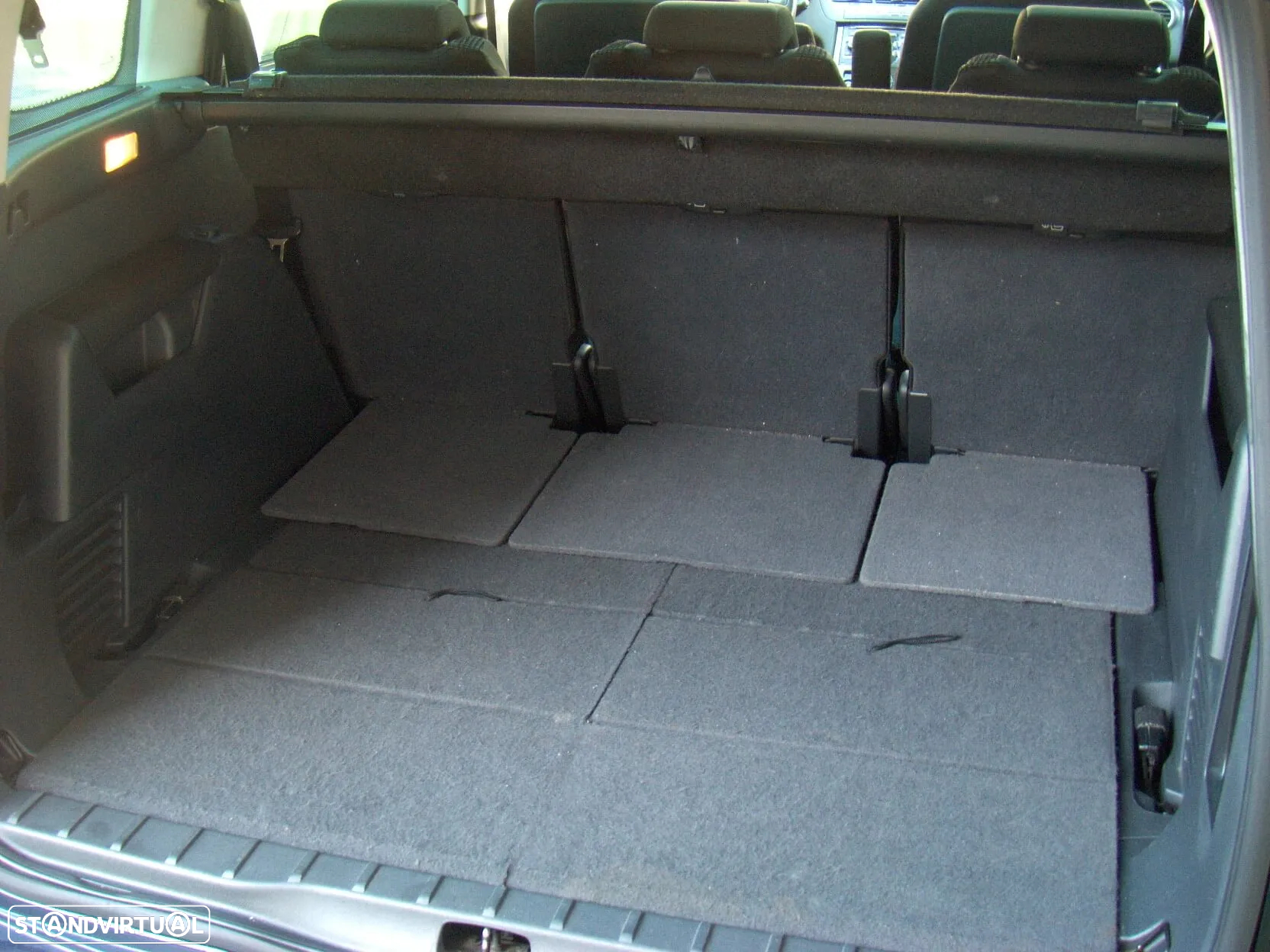 Peugeot 5008 1.6 HDi Executive JLL17 - 57