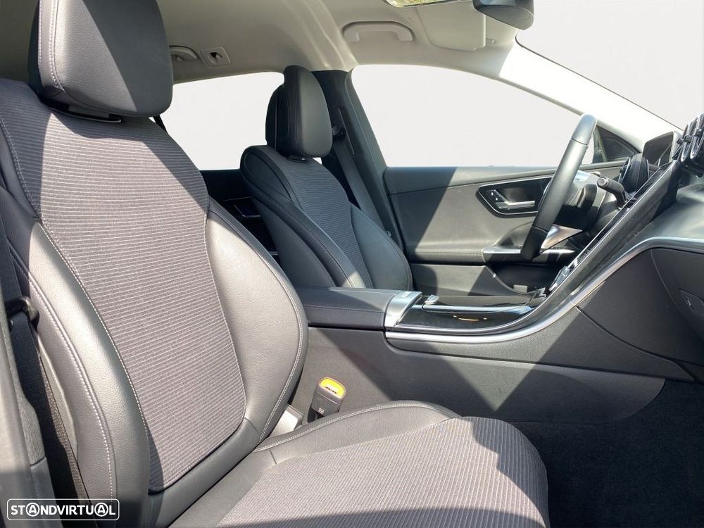 Mercedes-Benz C 300 de Avantgarde - 10