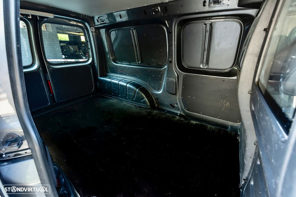 VW Caddy Maxi Exclusive - 9