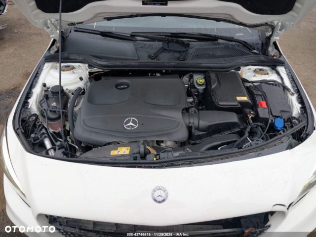 Mercedes-Benz CLA 250 4-Matic AMG Line - 9