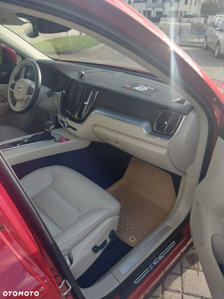 Volvo XC 60 T6 AWD Geartronic Inscription - 13