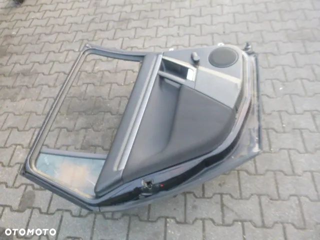 DRZWI LEWY TYŁ LEWE TYLNE KOMPLETNE OPEL VECTRA C KOMBI KOLOR Z20R - 16