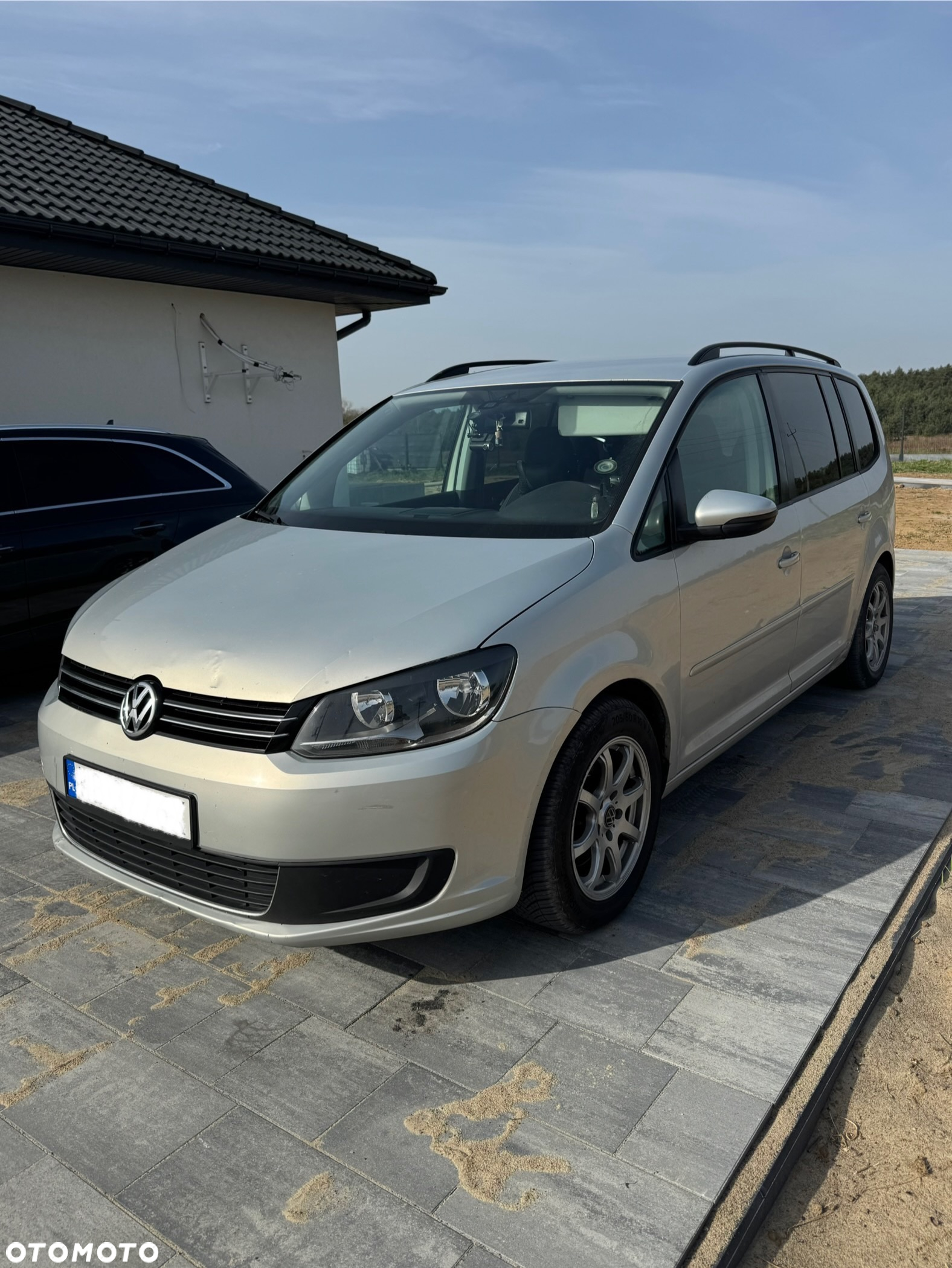 Volkswagen Touran - 8