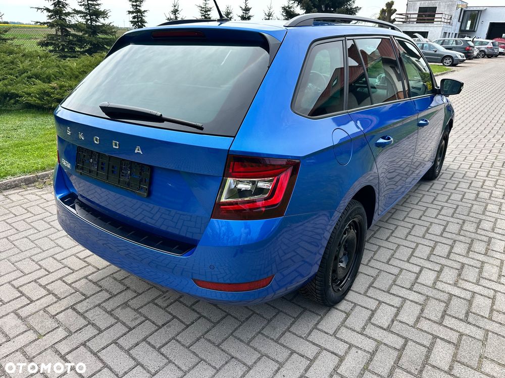 Skoda Fabia 1.0 TSI Tour - 6