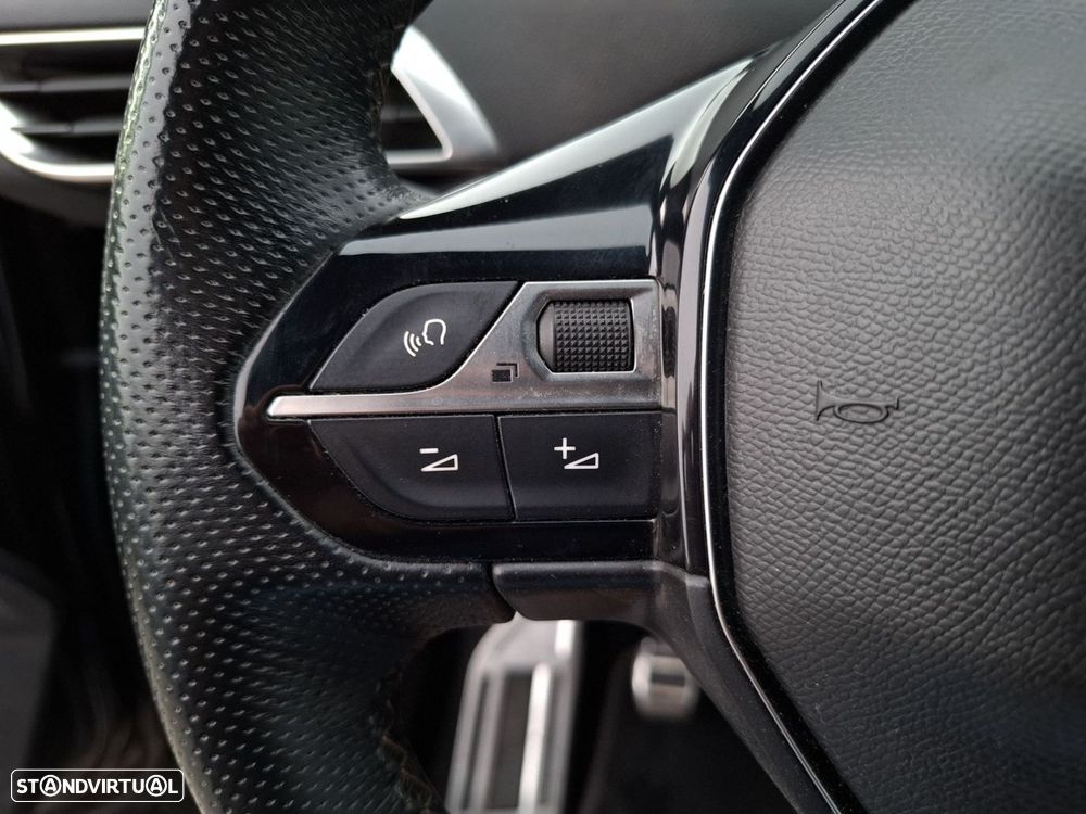 Peugeot 5008 1.5 BlueHDi GT - 19