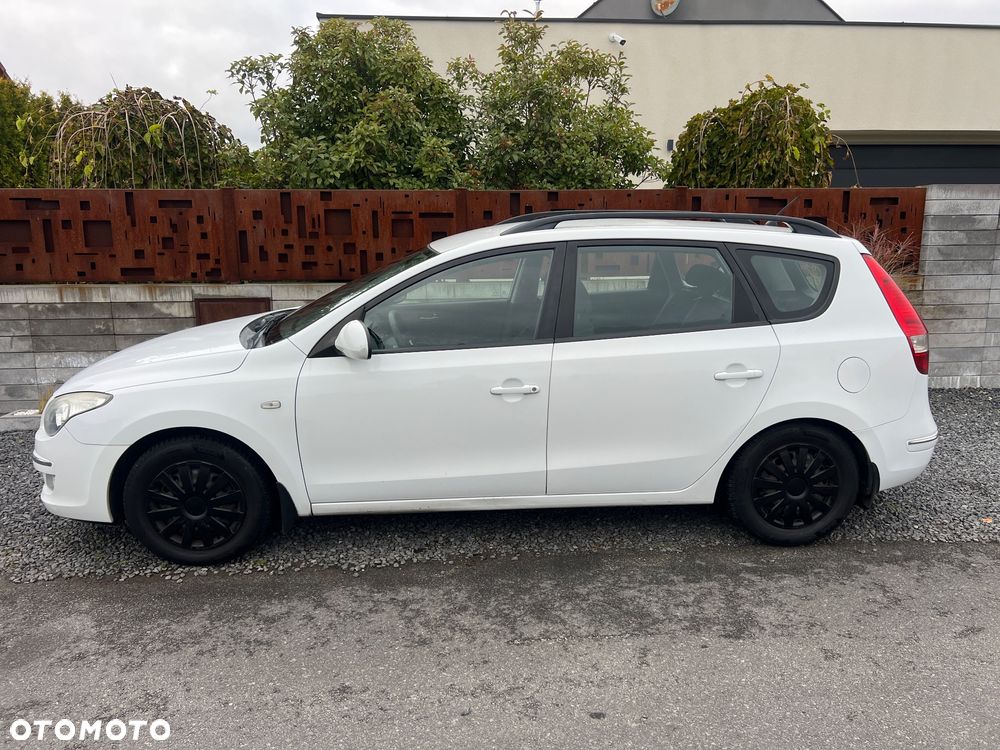 Hyundai I30 2009 photo 2