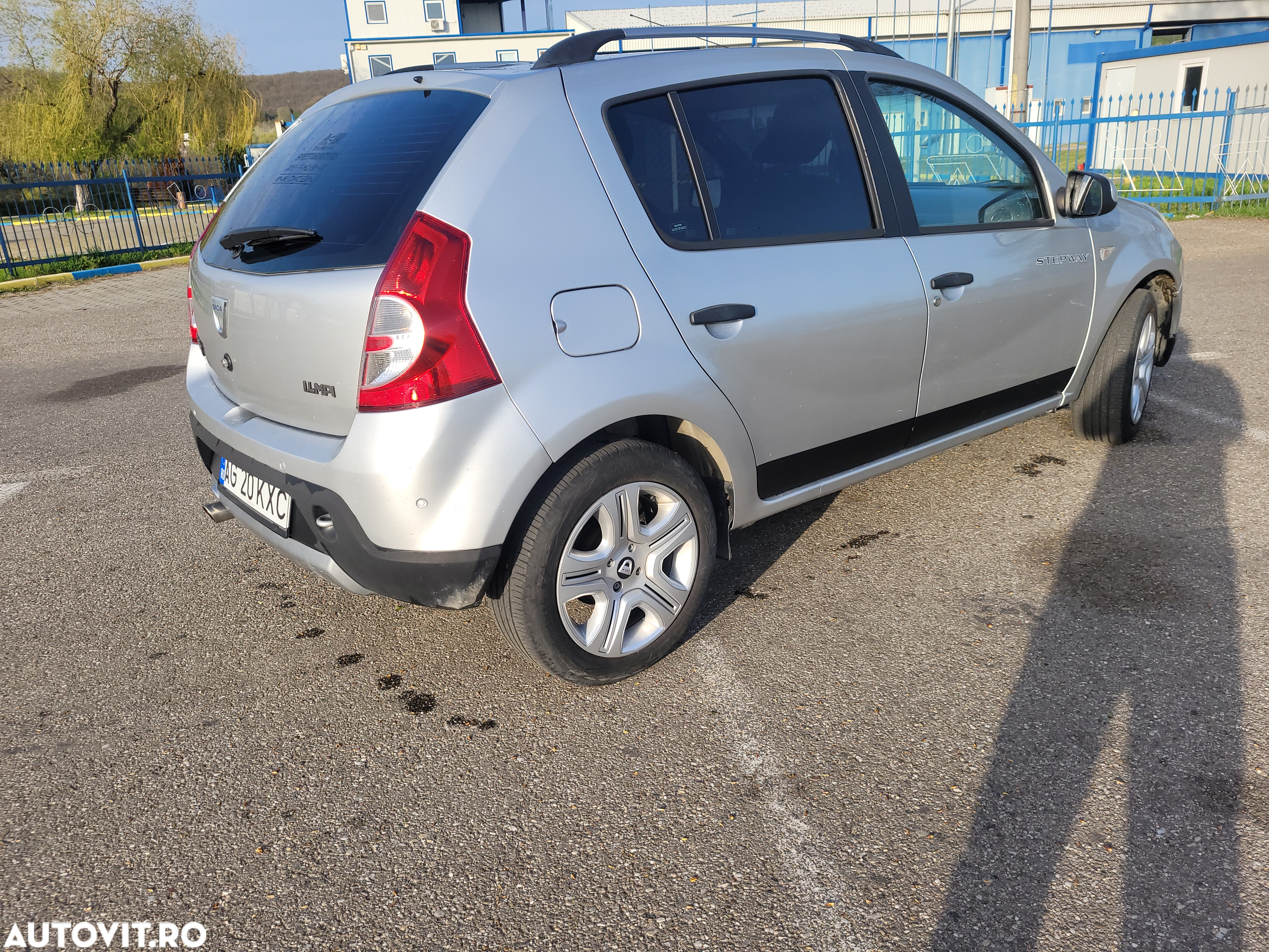 Dacia Sandero 1.4 MPI Laureate - 6