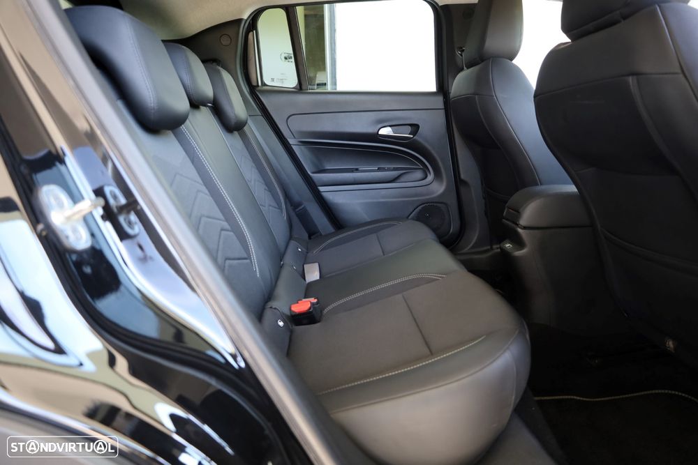 Jeep Avenger 1.2 GSE T3 Altitude - 60