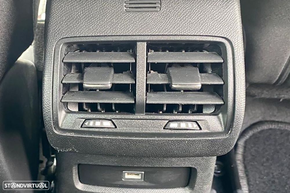 Citroën C4 1.2 PureTech Plus EAT8 - 17