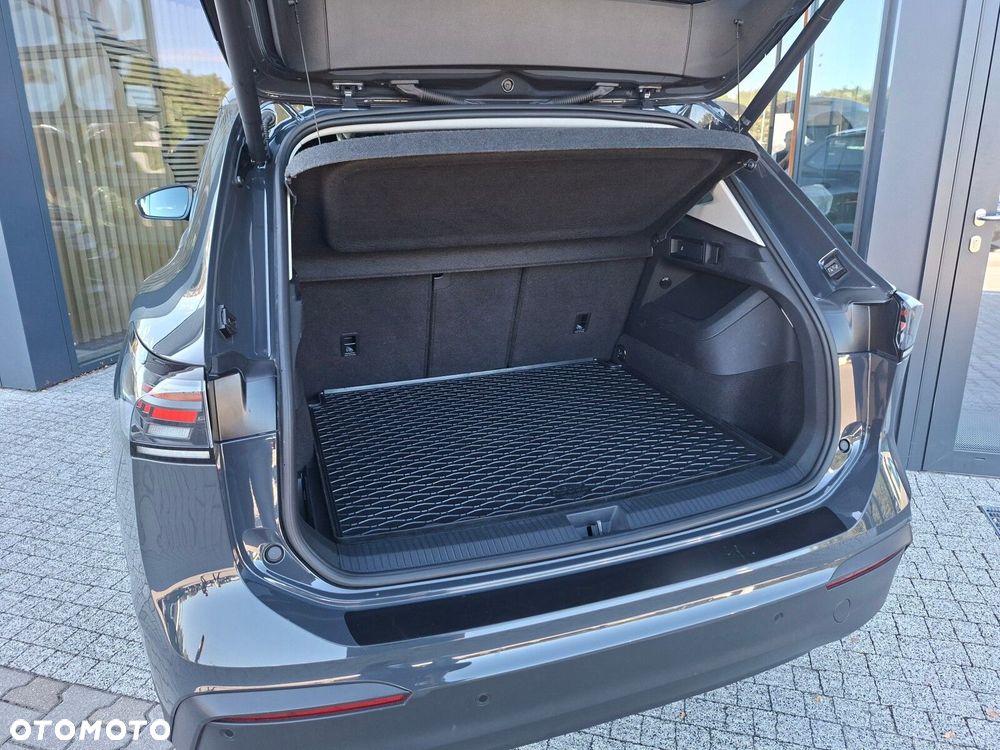 Volkswagen Tiguan - 14