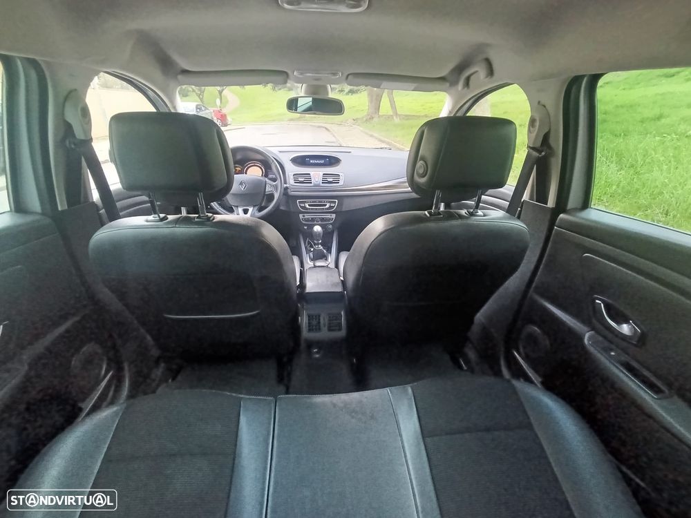 Renault Mégane Sport Tourer 1.5 dCi Dynamique S - 28