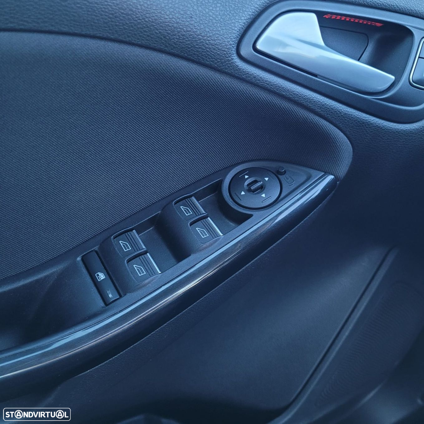 Ford Focus SW - 21