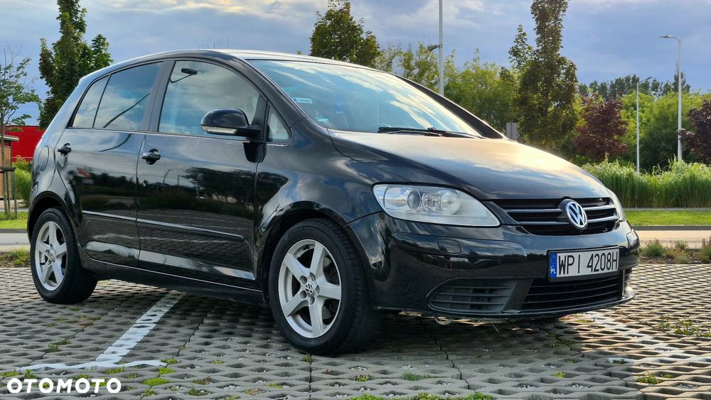 Volkswagen Golf 2.0 FSI Sportline - 2