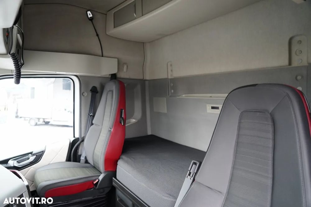 Volvo FH 500 / SOLOWKA / 6X2 / MEGA / PUNTE RIDICATĂ / TV - 25