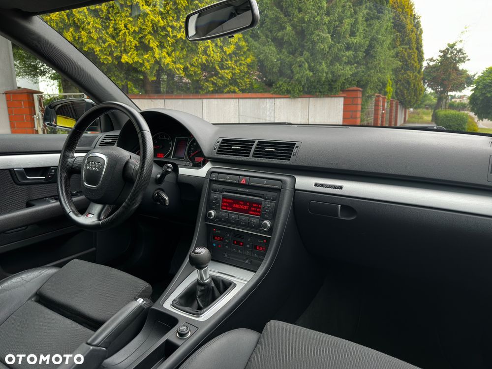 Audi A4 Avant 1.8T Quattro - 13