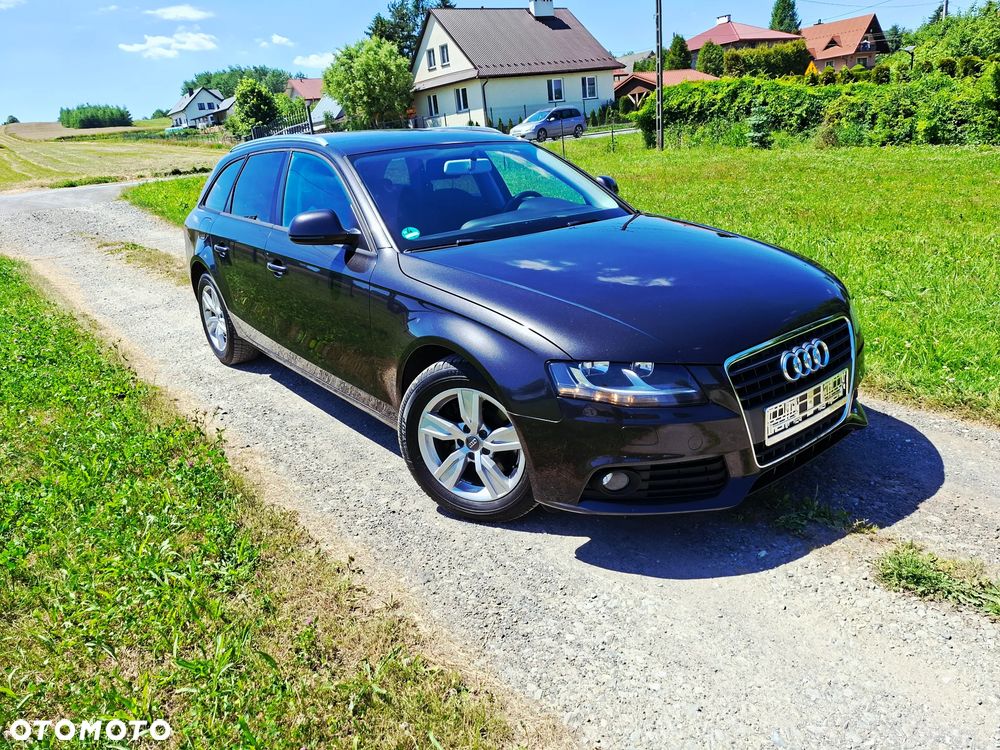 Audi A4 Avant 2.0 TDI DPF Ambiente - 7