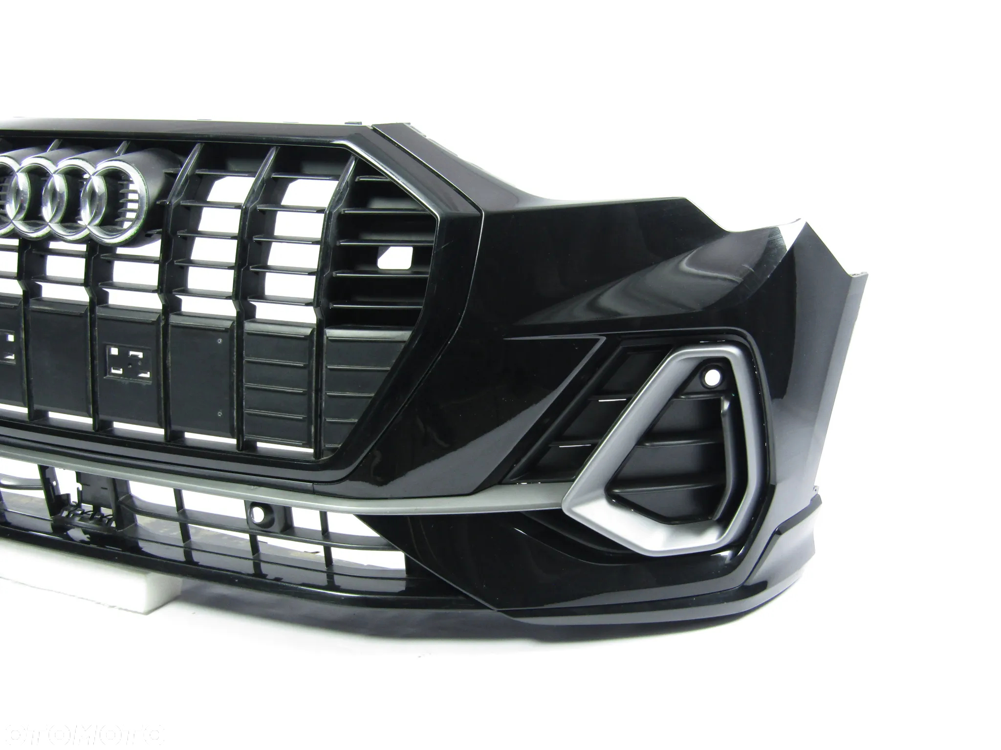 Zderzak przedni Audi Q3 18 - 23 Pdc-4 Lakier LY9T - 11