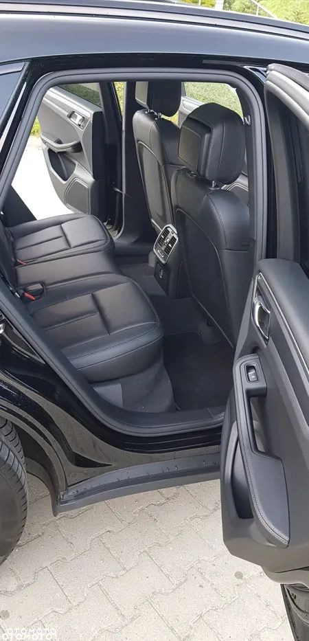 Porsche Macan Standard - 8
