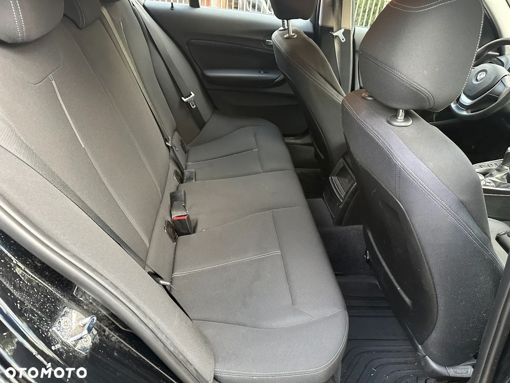 BMW Seria 1 118i Sport Line - 13