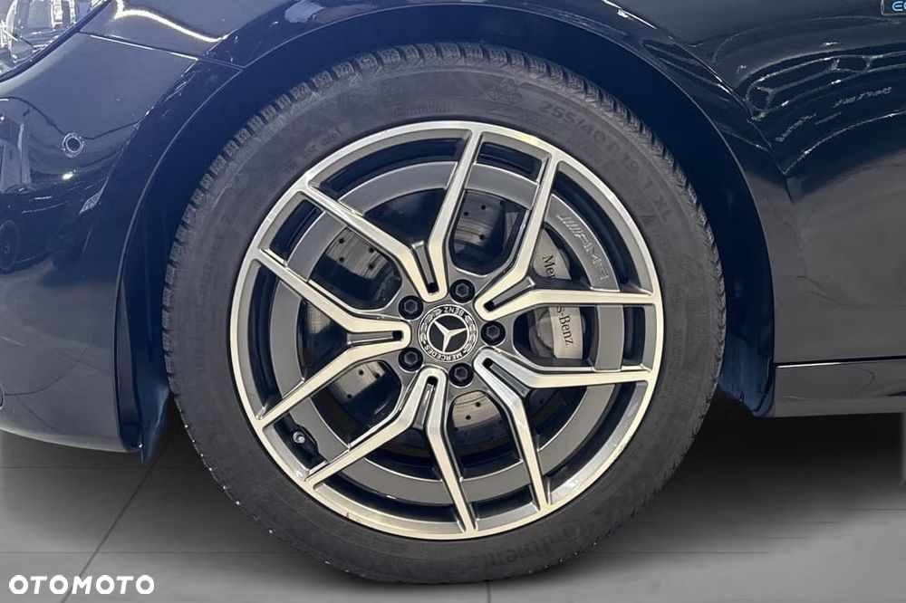 Mercedes-Benz Klasa E 300 de 9G-TRONIC - 10