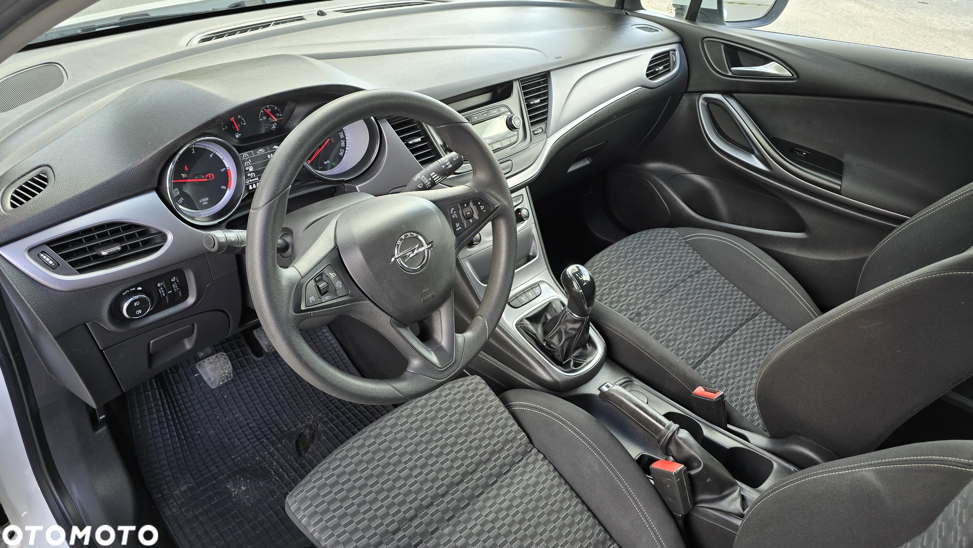 Opel Astra 1.6 D (CDTI) Edition - 6
