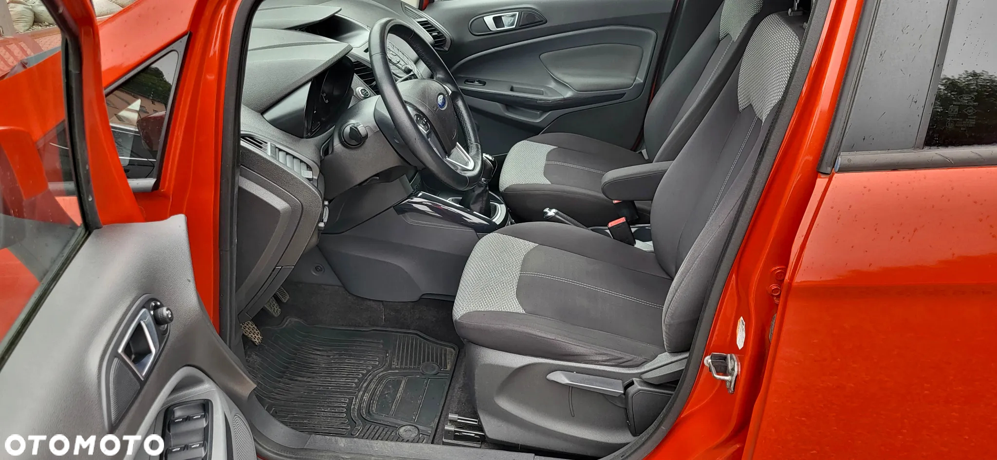 Ford EcoSport 1.0 EcoBoost COOL&CONNECT - 17