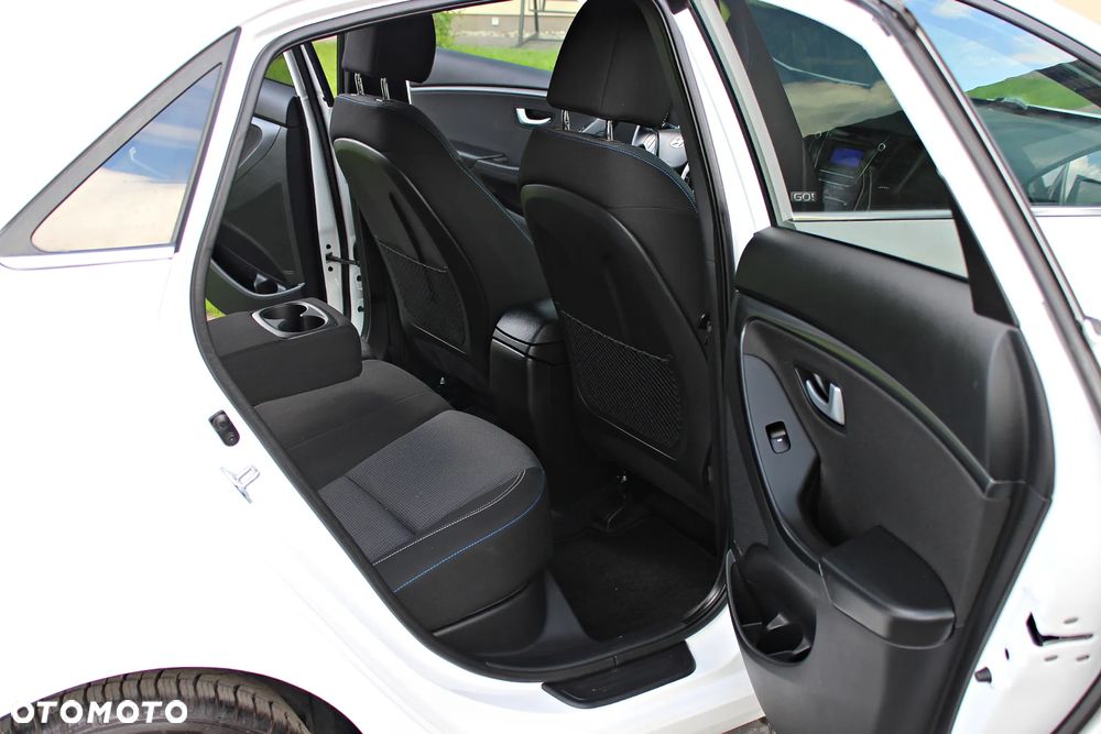 Hyundai i30 1.4 Select - 10