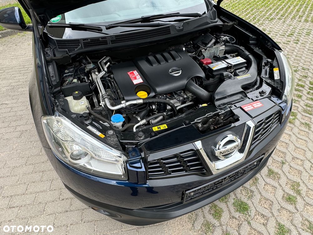Nissan Qashqai 2.0 dCi DPF tekna - 29