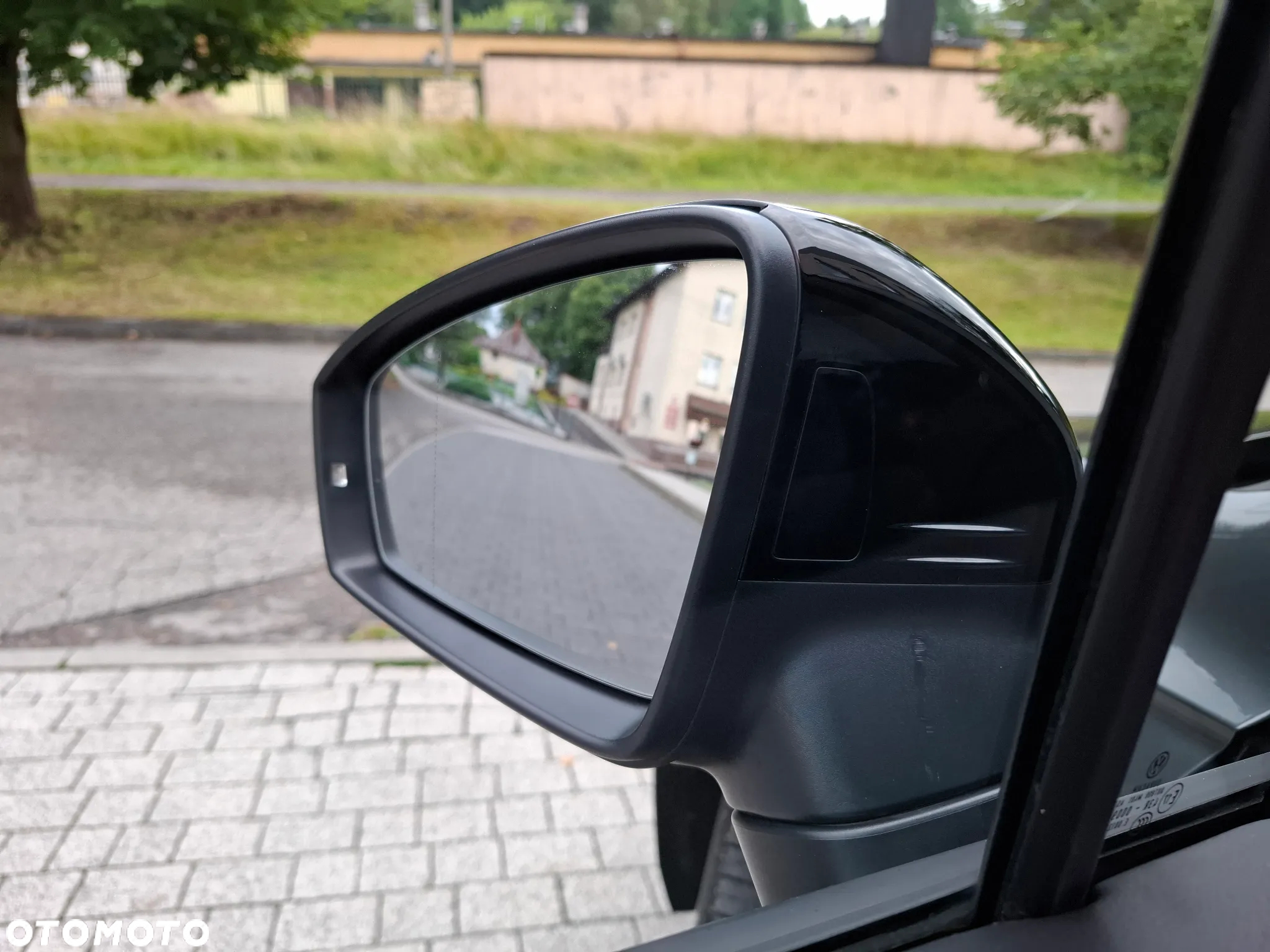 Volkswagen Tiguan 2.0 TDI SCR 4MOTION DSG Highline - 23