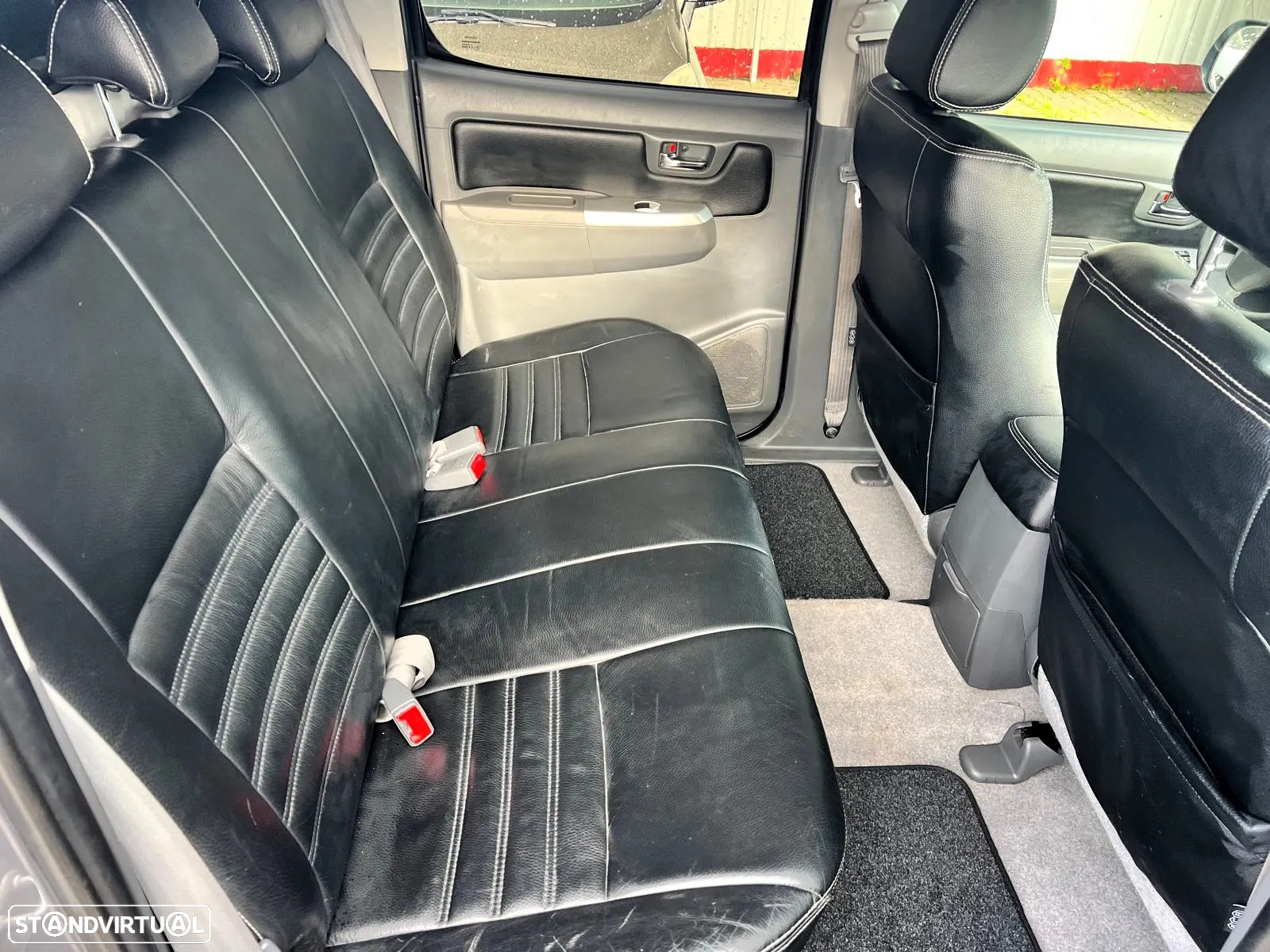 Toyota Hilux 3.0 D-4D 4WD CD Tracker CA+EP+Navi+PM - 4
