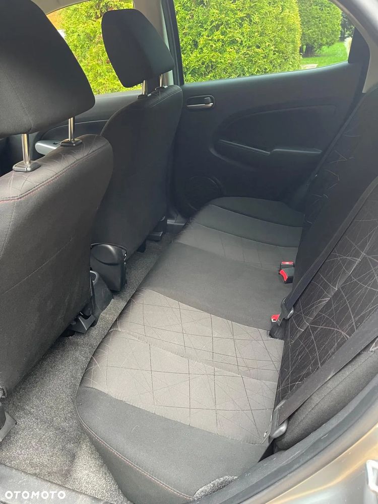 Mazda 2 1.3 Navi + - 5