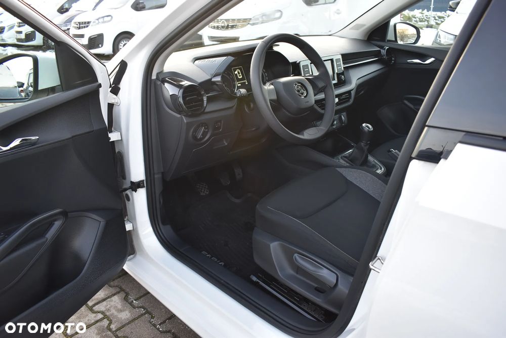 Skoda Fabia 1.0 Active - 9