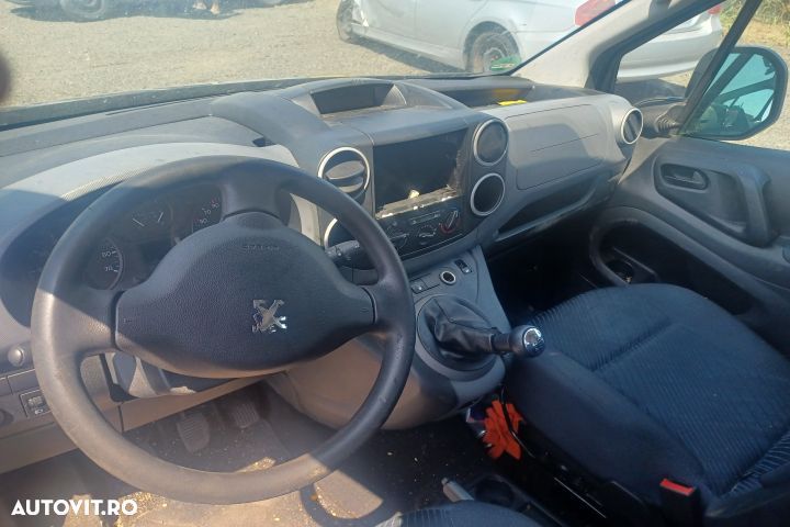 Dezmembrez Peugeot Partner 2 [2008 - 2012] Tepee minivan 1.6 VTi MT ( - 6
