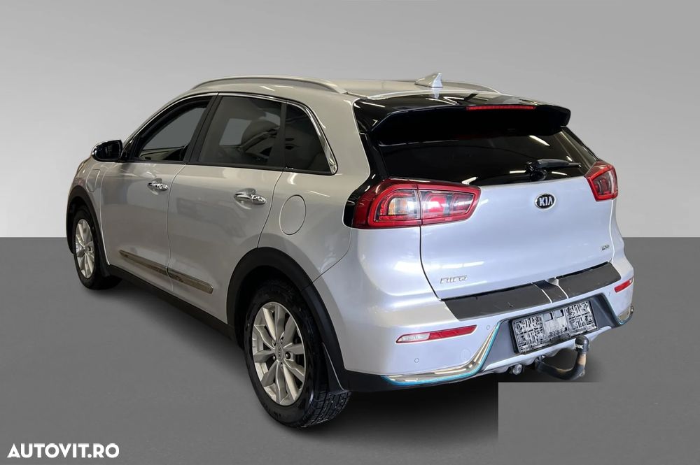 Kia Niro 1.6 GDI PHEV 2WD OPF Aut. Vision - 4