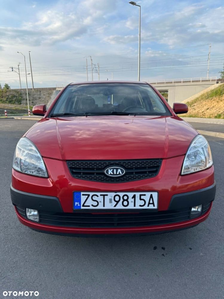 Kia Rio 1.4 Optimum - 4