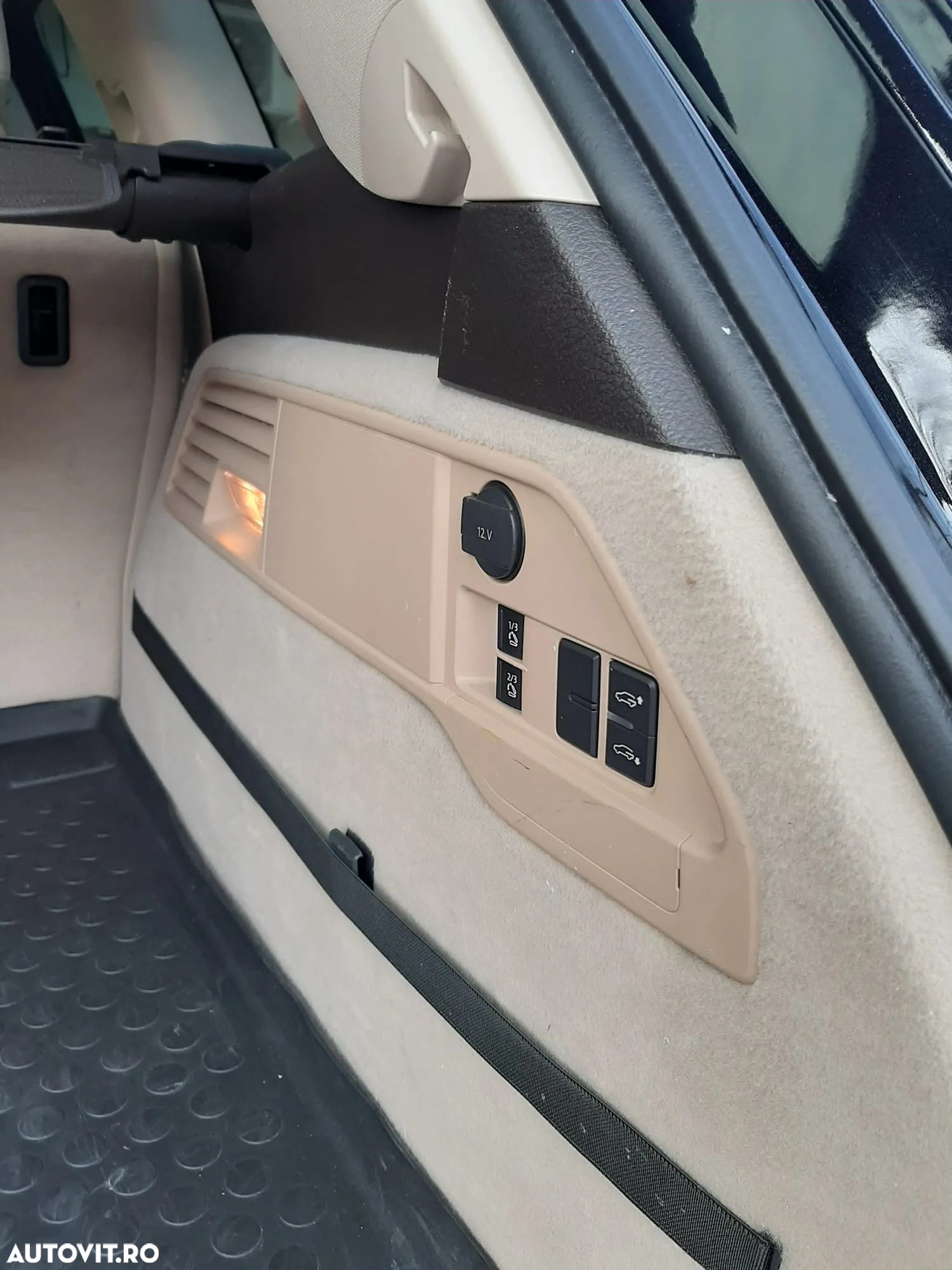 Volkswagen Touareg 3.0 V6 TDI BMT - 7